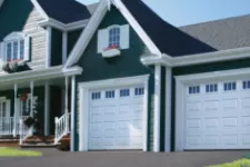 House with garage door