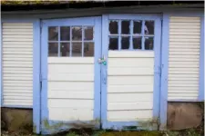 5 Signs That It’s Time To Replace Your Old Garage Door