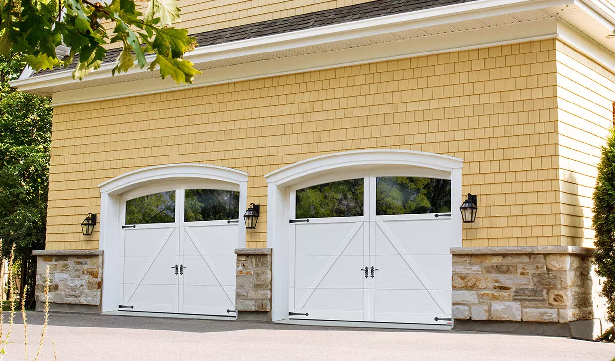 Princeton P-22, 9’ x 7', Ice White doors and overlays, Arch Overlay with Panoramic windows, Clear glass