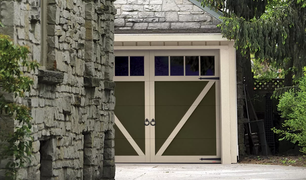 Eastman E-23, 9' x 7', Dark Sand door and Desert Sand overlays, 4 vertical lite Panoramic windows