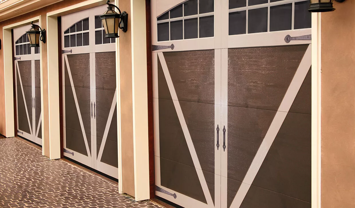 Eastman E-23, 9' x 8', Moka Brown doors and Desert Sand overlays, Arch Overlays with 8 lite Panoramic windows