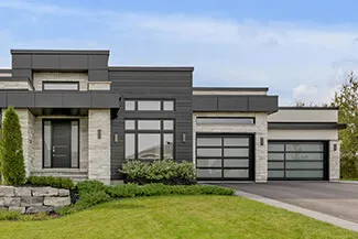 California, 9' x 7'6'' and 12' x 7'6'', Black aluminum frame, White Sandblasted glass