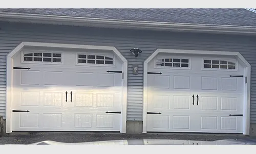 Acadia 138 North Hatley SP garage doors, 9' x 7', Ice White, Clear windows